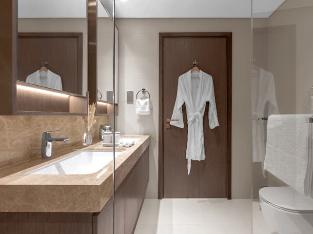 Grand Blue Tower by Elie Saab: interior 5